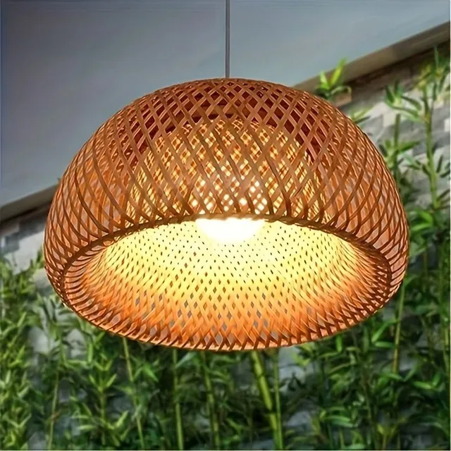 Bambuslampe mit Rattanschirm im vietnamesischen Stil