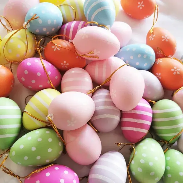 12 bucăți Ouă de Paște pentru decorarea casei sau grădinii - ouă din plastic colorate vesel