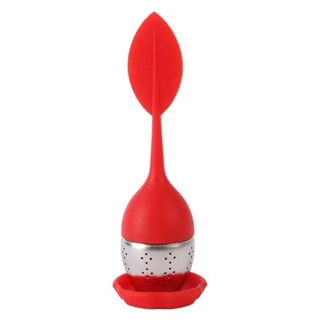 Tea strainer with base