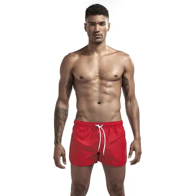 Men's swim shorts with quick-drying material and pockets