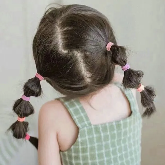 100ks Roztomilých elastických polyesterových gumiček do vlasů pro děti a dívky - Barevné vlasové doplňky