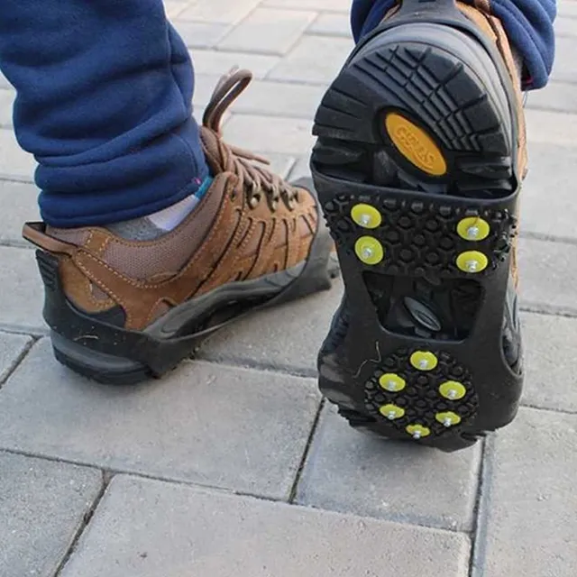 Protišmyková ochrana na topánky