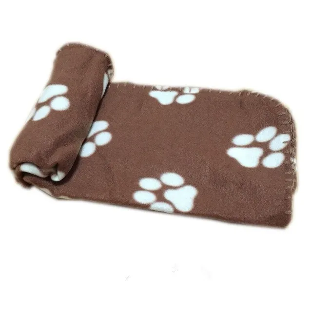 Baby blanket with paws