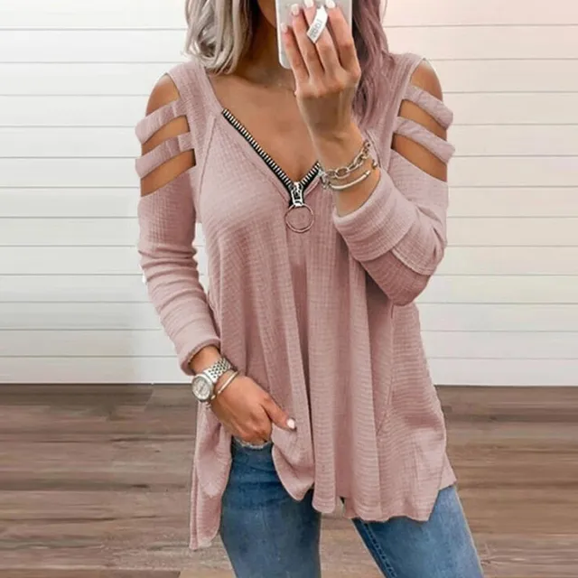 Women's blouse with shoulder slits with zipper