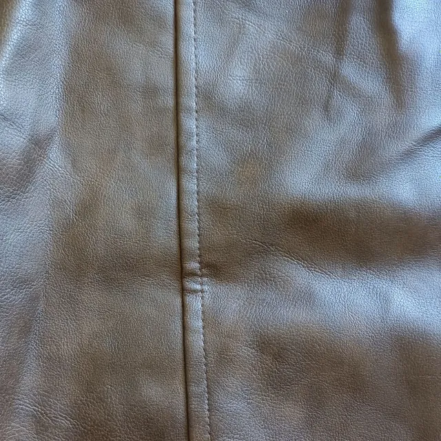 Men's leather jacket with hood, pockets and zipper