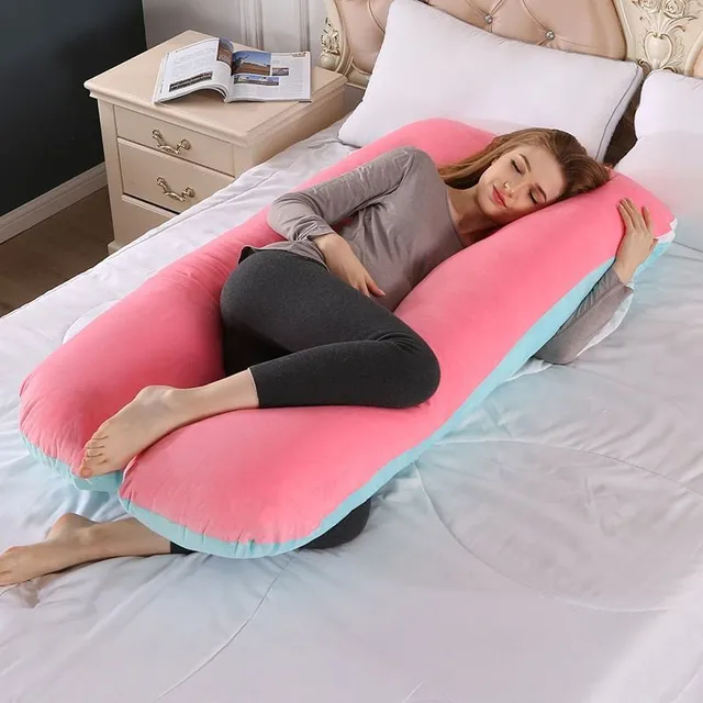 Příjemný těhotenský spací polštář