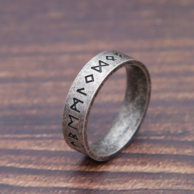 Men's luxury Nordic ring with runes Paul