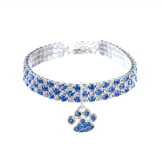 Beautiful crystal collar for cats with paw-shaped pendant