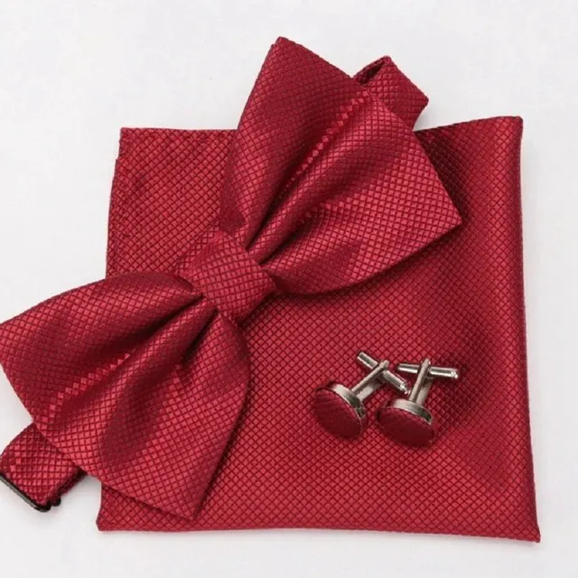 Men's bow tie, handkerchief and cufflinks