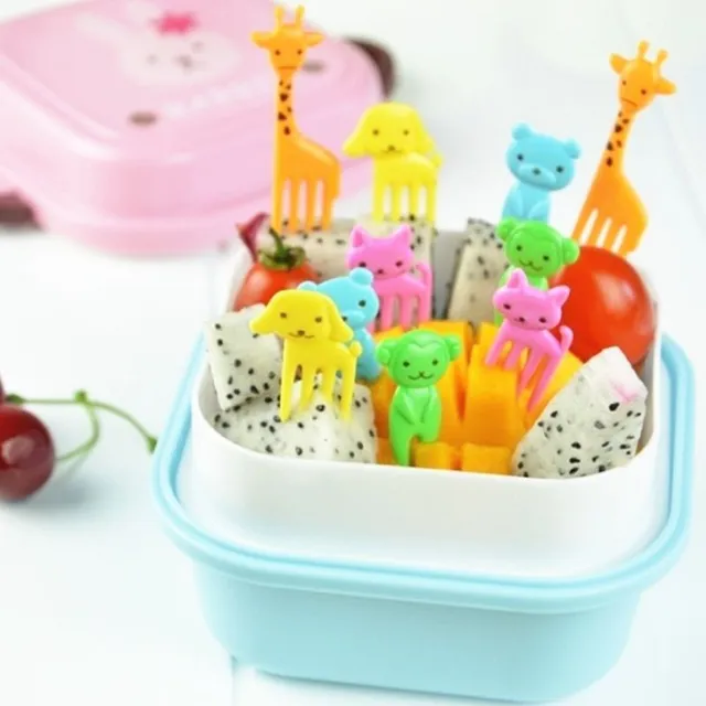 Set of children's toothpicks for single-serving snacks