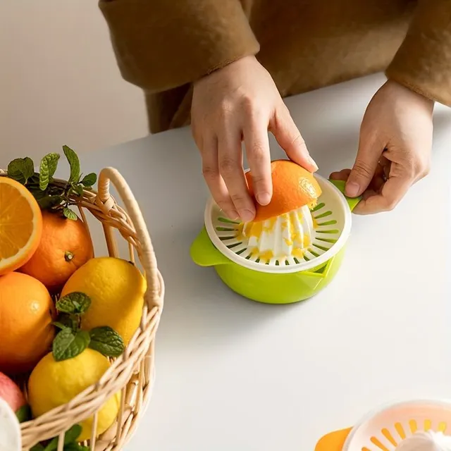 Universal citrus fruit hand press