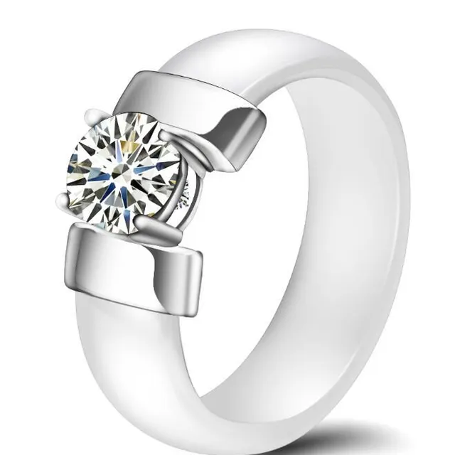 Ladies modern ceramic ring with cubic zirconia