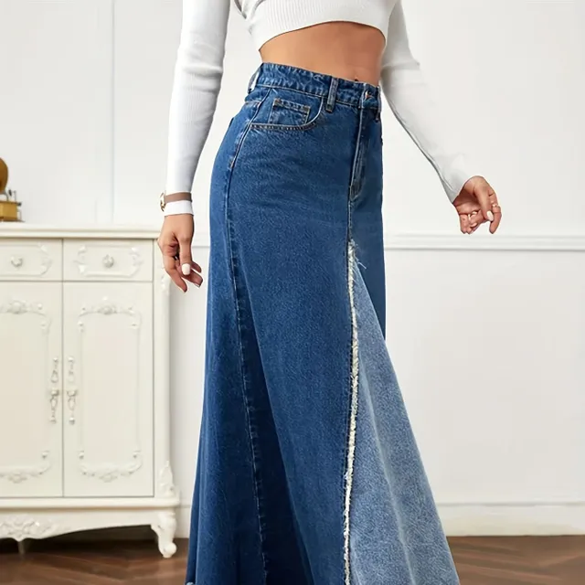 Jupe en denim élégante avec ourlet effiloché et poches obliques