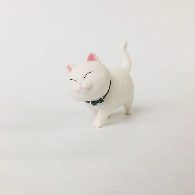 Cat figurine