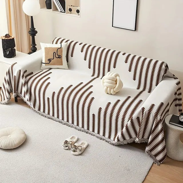 Universal year-round bedspread with hair on sofa against scratching animals, dirty and unslippery