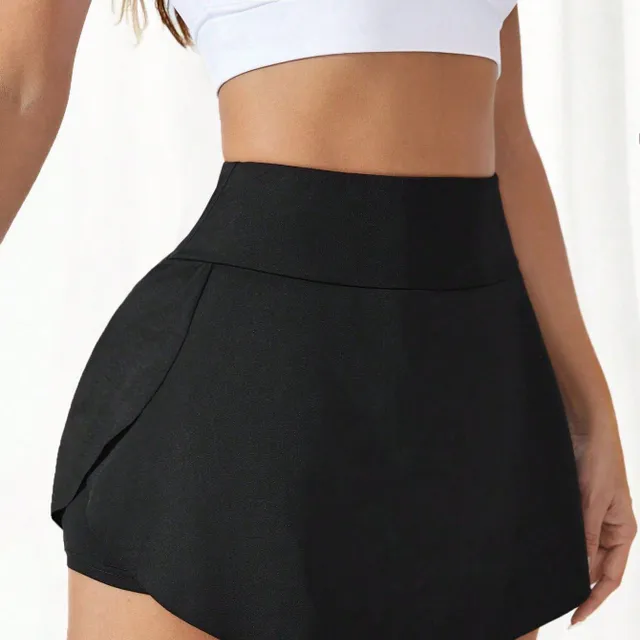 Tenisová sukňa so širokou stuhou v páse a volejbalovou líniou pre aktívny pohyb