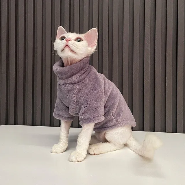 Plush sweatshirt for heartless cats Gregory