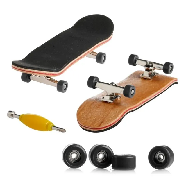 Mini skateboard nielen pre chlapcov