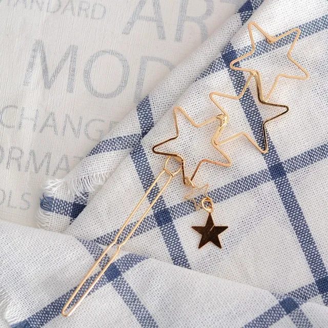 Golden hair clip with stars