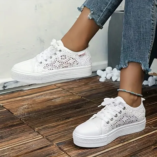 Women's platform sneakers with lace lining, round tip, low skate shoes, leisure shoes