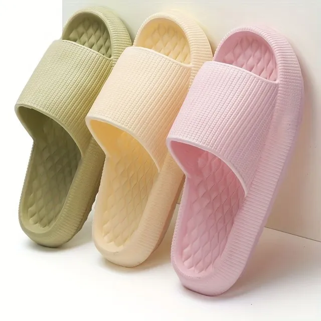 Comfortable slippers for the house and bathrooms with open tip and soft sole