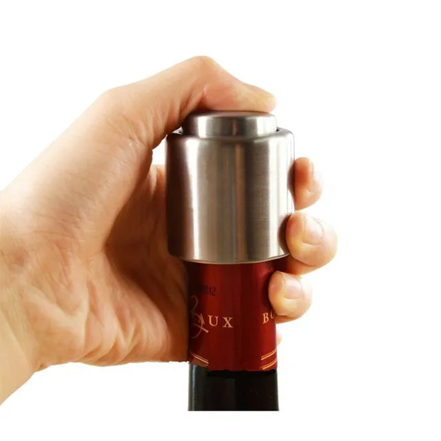 Vacuum stopper for stainless steel wine