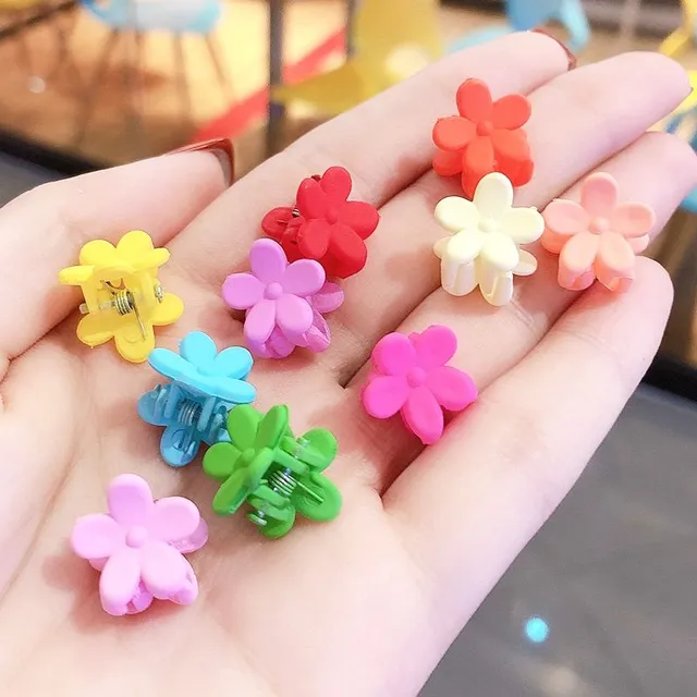 Cute floral hair clips