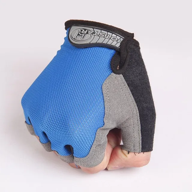 Cycling gloves with anti-slip treatment