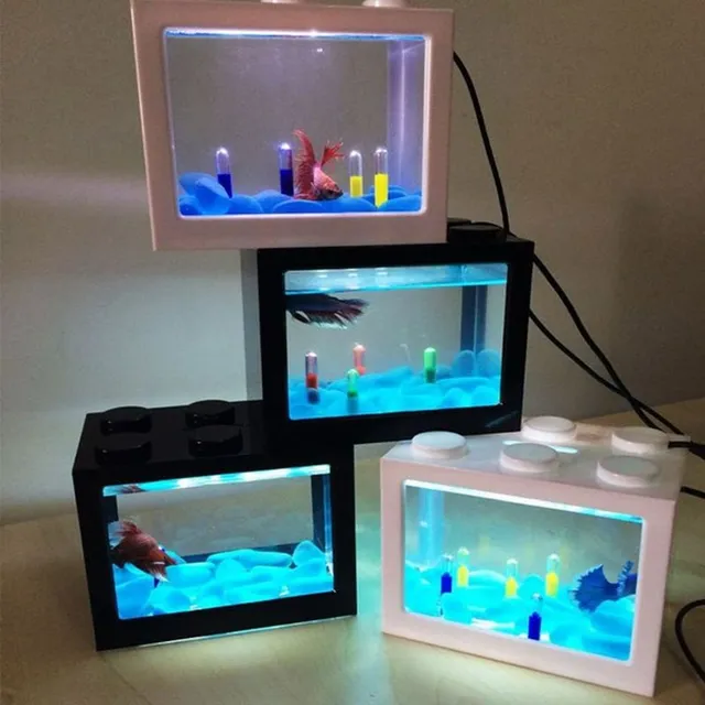 Mini acvariu pentru pesti cu iluminare USB