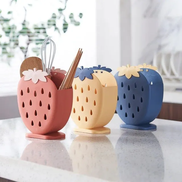 Strawberry-shaped cutlery stand