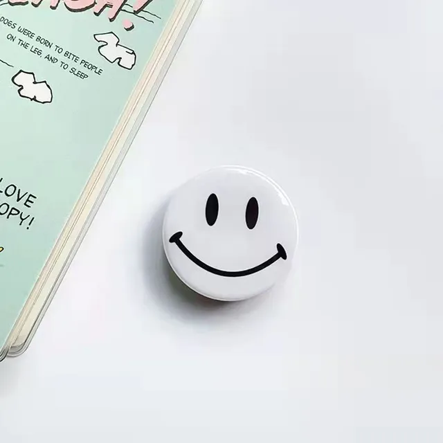 Practical round PopSockets holder Smile