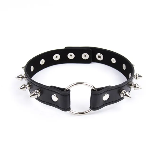 Choker with barbs - black