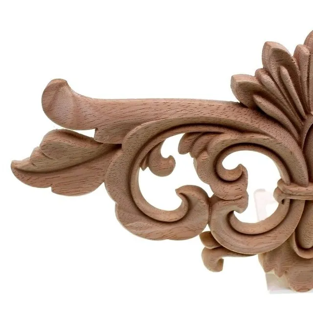 Decorative carved ornament C574