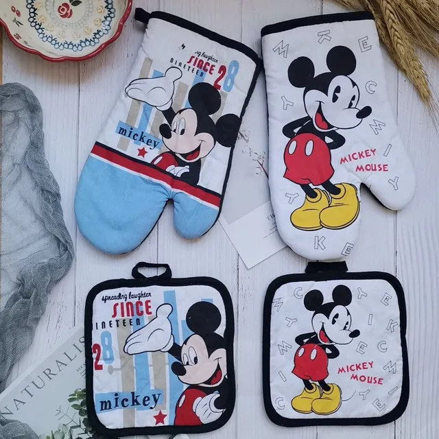 Praktická kuchyňská rukavice + ručníček s motivem Mickey Mouse