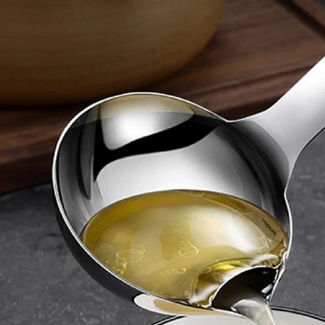 Stainless steel ladle for sauce