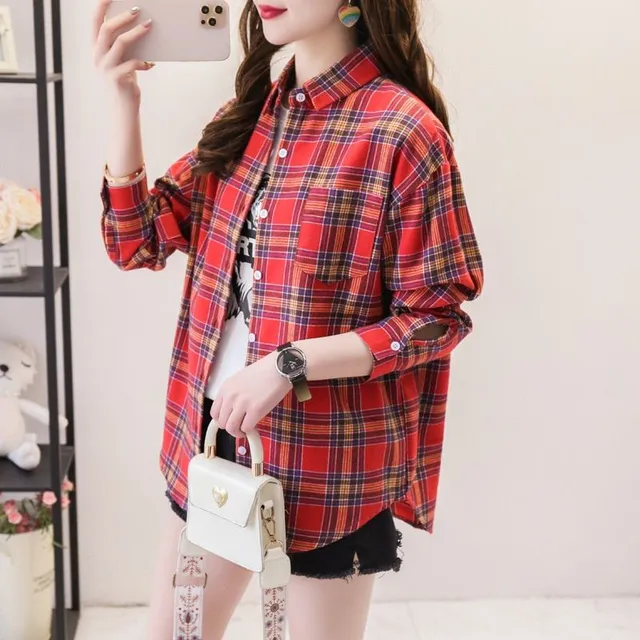 Women's free time flannel shirt with long sleeve