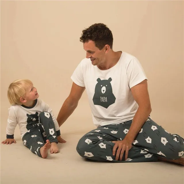 Pajamas with teddy bears for the whole family Bromon