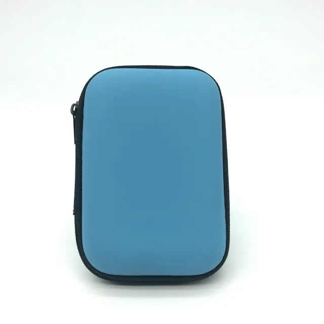 Zipped travel hard case for all types of playing cards