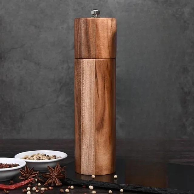 Salt and pepper mills made of acacia wood