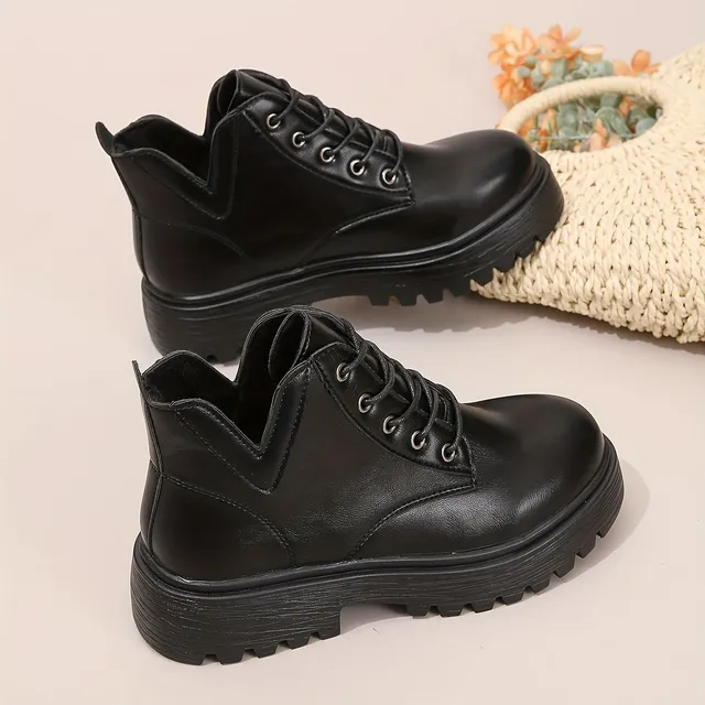 Women's high lace-up boots with round toe and high sole