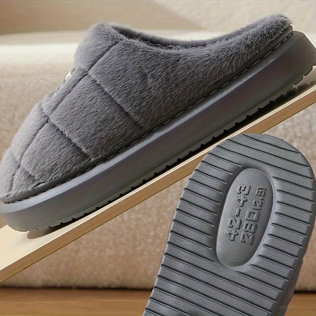 Oversized men's stuffed slippers - soft and cozy for winter comfort at home