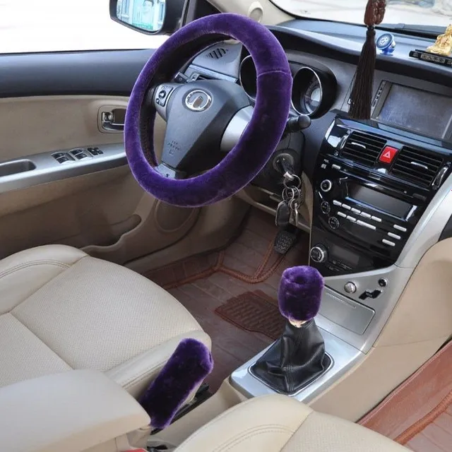 Plush cover for steering wheel, gear lever and handbrake