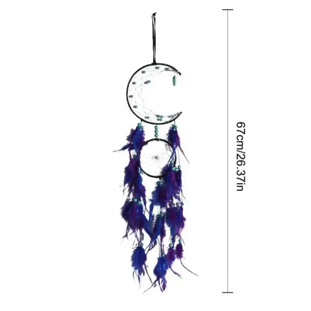 Dizajn ručný chytač snov - v tvare mesiaca, s perím, ladenie do fialovej farby