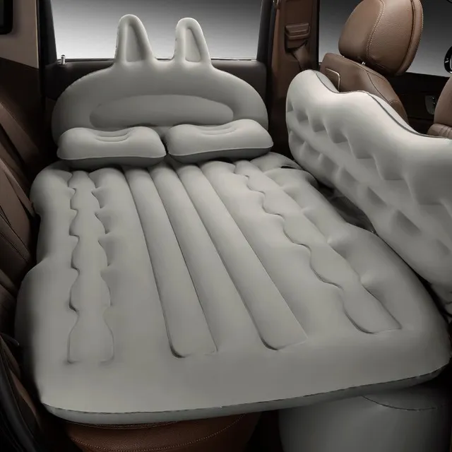 Travel comfortably with an inflatable car mattress - Ideal for trips and caravans!