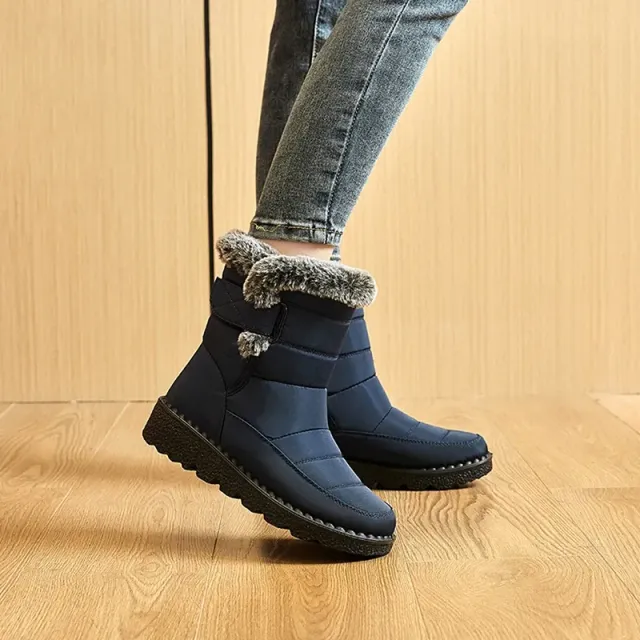 Women's winter waterproof snow boots with plush