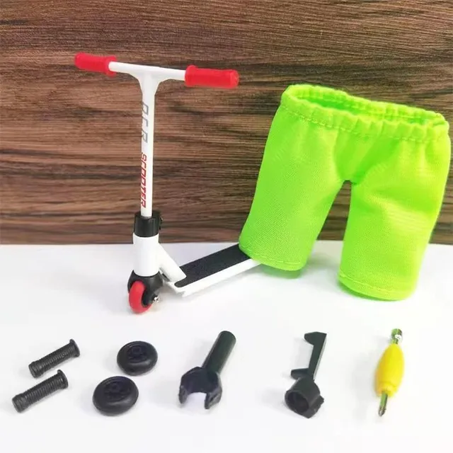Set mini din plastic pentru fingerskating - scuter