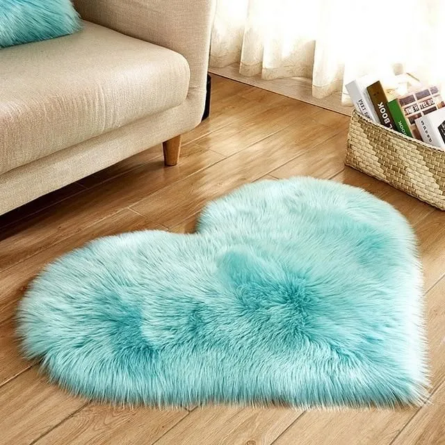Hairy carpet in the shape of a heart sky-blue 30x40cm-long-velvet