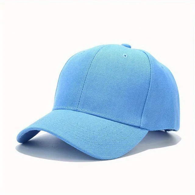 Minimalist breathable baseball cap in single-colored design