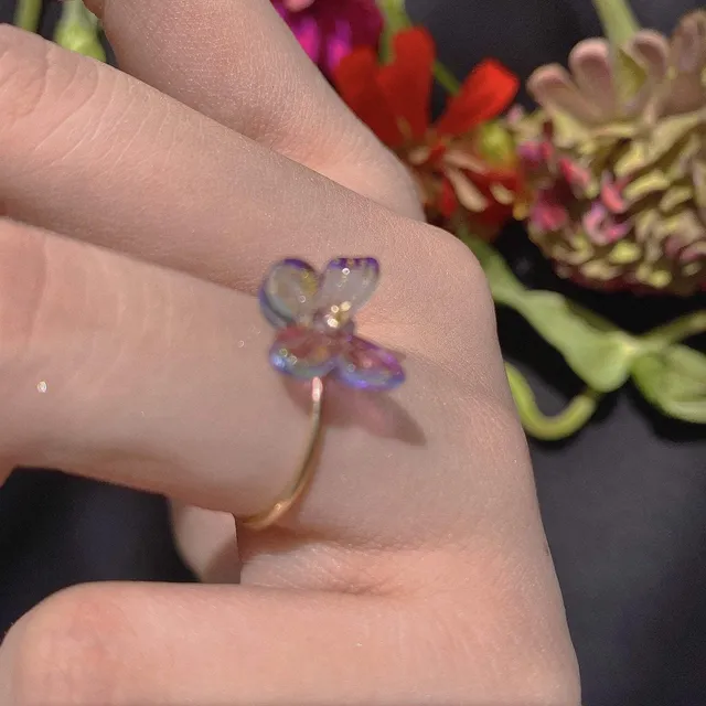 Motylek Wróżka Dziewczyna Miękki estetyczny pierścionek ze szkła