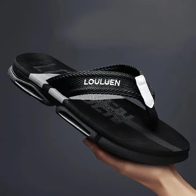 Men's lightweight comfortable slippers with anti-slip sole. Ideal for the beach, interior and exterior. For spring and summer.